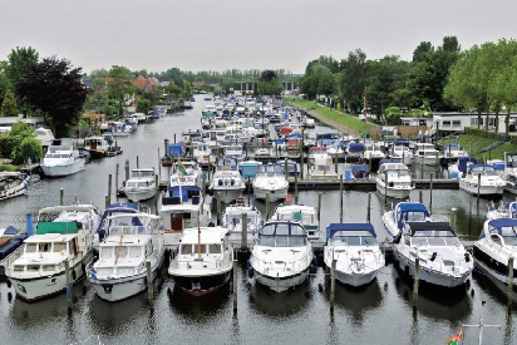 Eindelijk handen uit de mouwen in Haven Lage Zwaluwe
